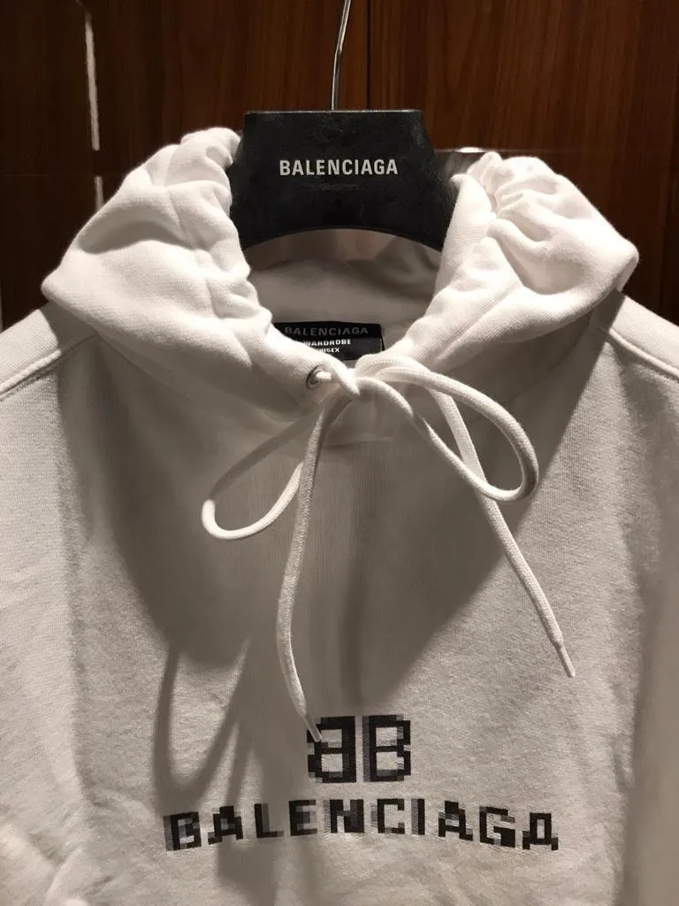 BALENCIAGA  |Men's bb pixel medium fit hoodie in black