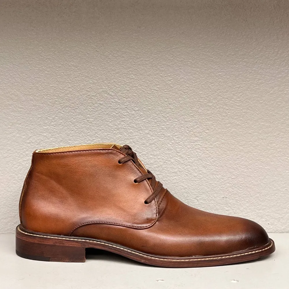 Chukka Boot- lace up/ Brown leather w/ dark accents/ leather sole