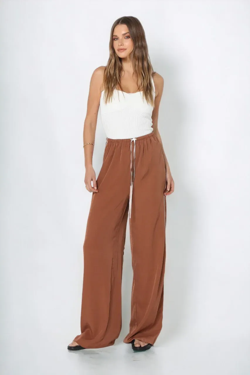 Clara Pants | Choc/White