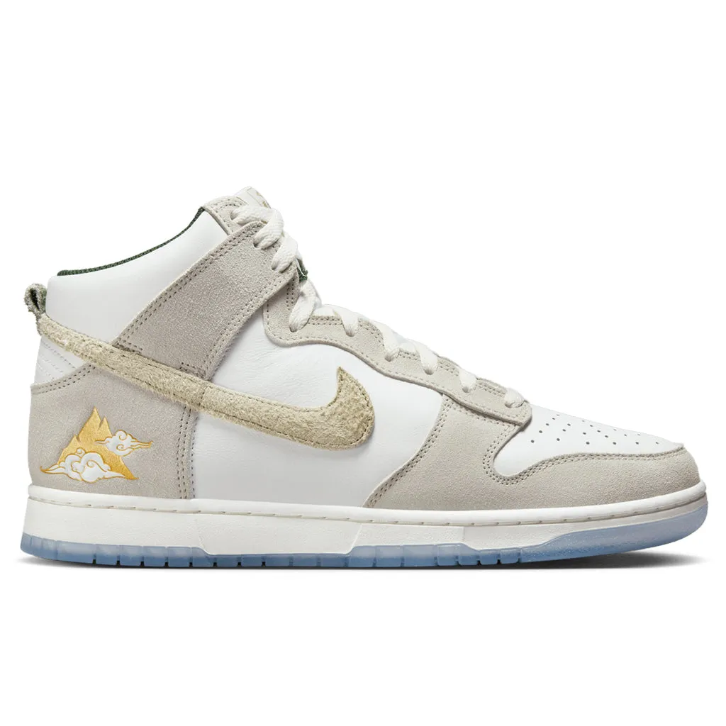 Dunk Hi PRM Gold Mountain - Summit White/Desert Ore-Light Bone