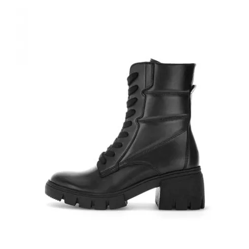 Heeled Biker Boot - Glossy 31.700