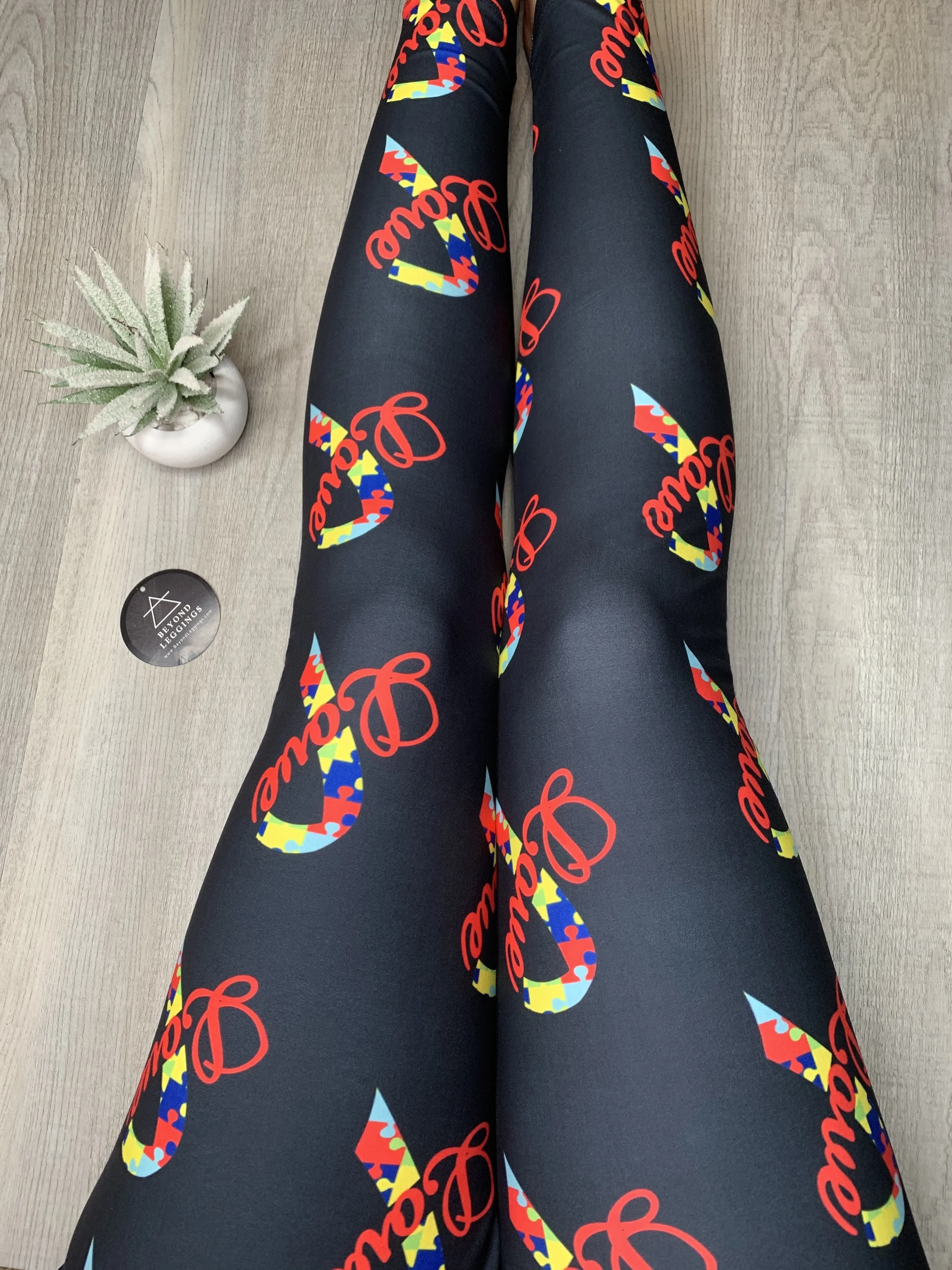 Love Puzzle Ribbon Print Soft Leggings