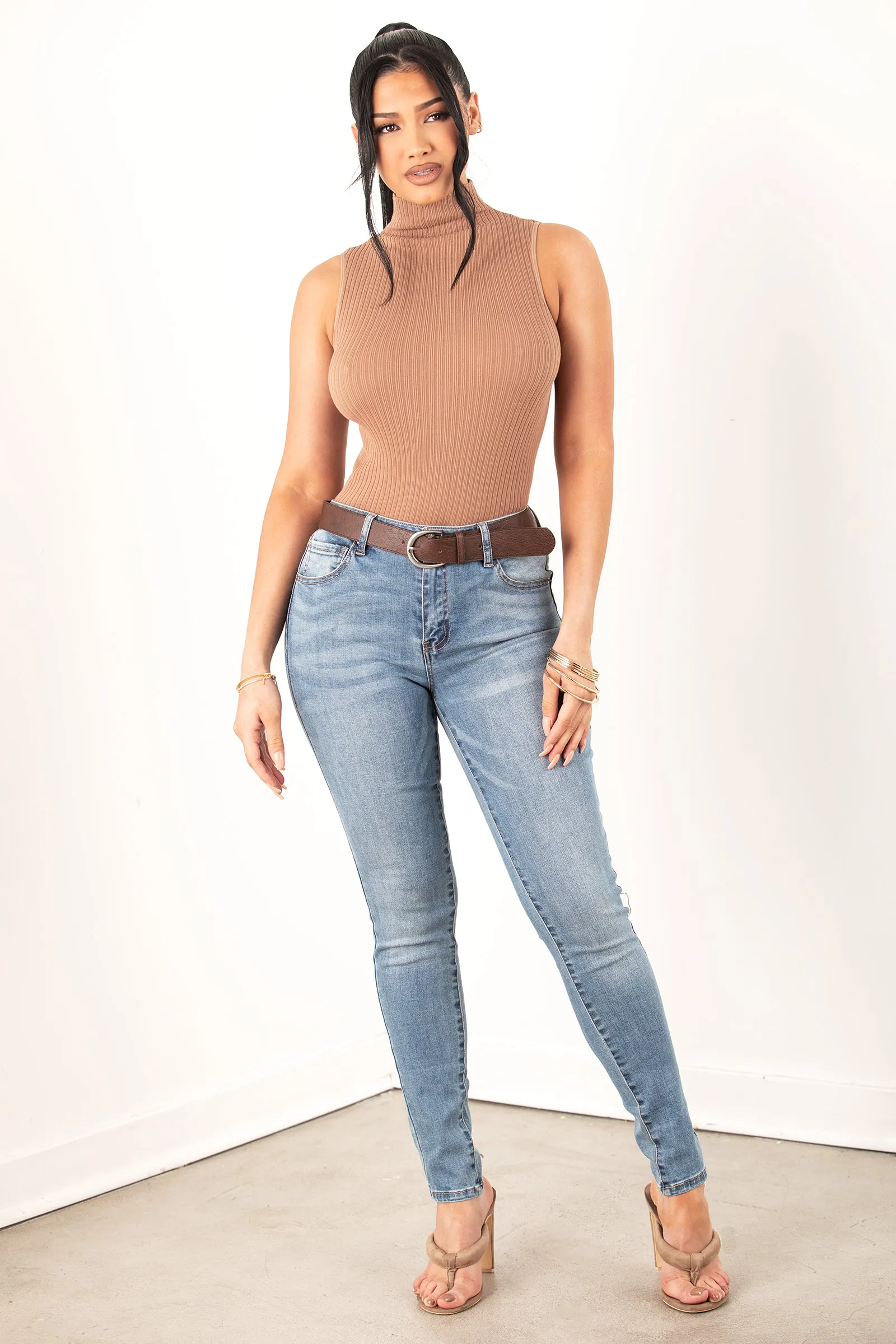 Mid Rise Classic Skinny Medium Jeans