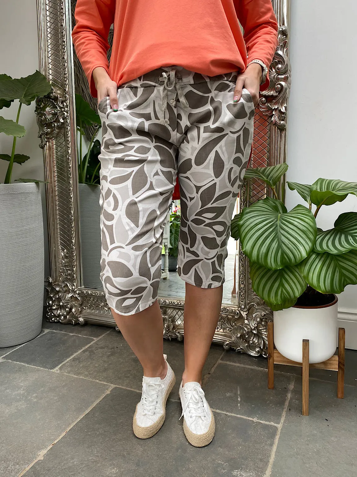 Printed Magic Cargo Shorts