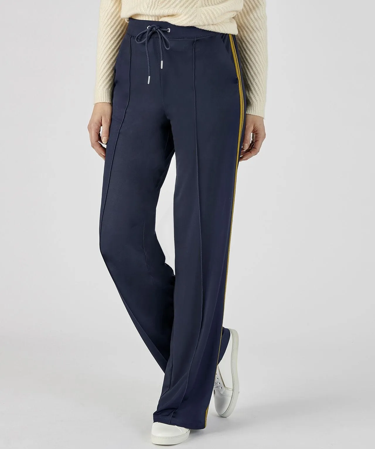 Side Stripe Wide-leg Trousers