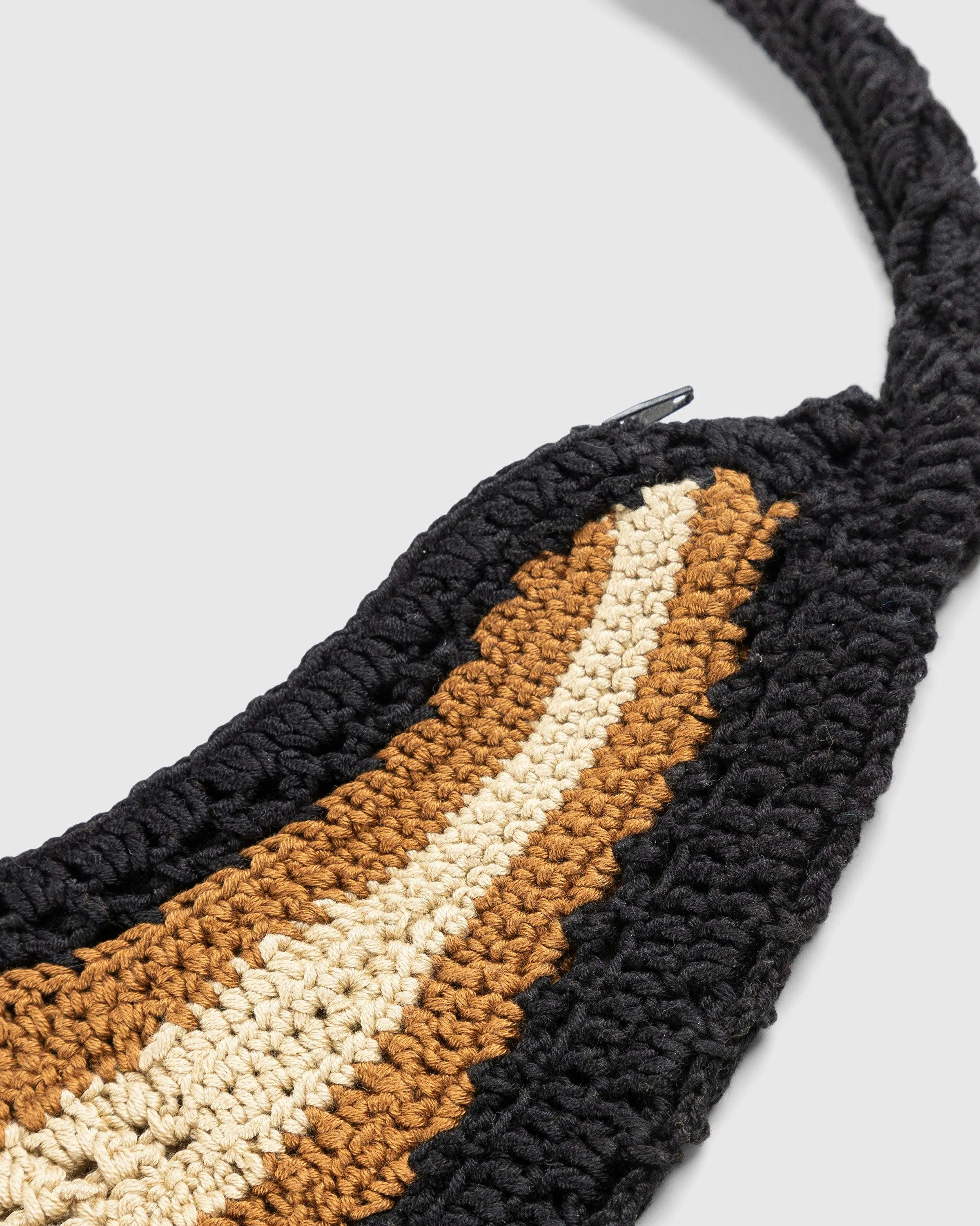 SSU – Crochet Arc Tote Bag Black/Brown | Highsnobiety Shop