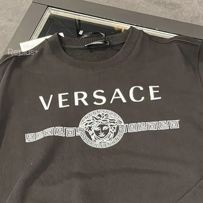 VERSACE  |Crew Neck Pullovers Unisex Street Style Long Sleeves Plain