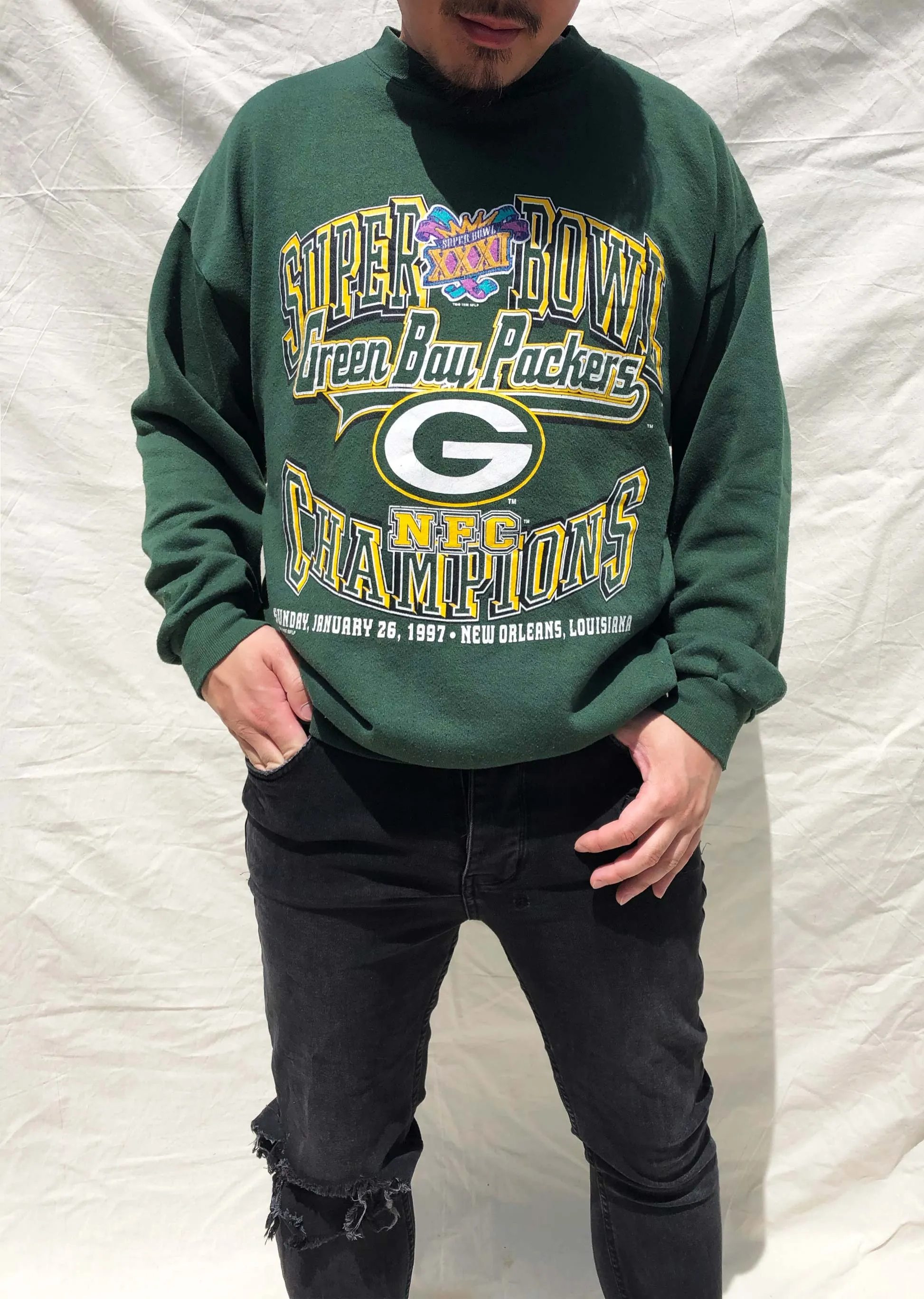 Vintage Logo 7 NFL Green Bay Packers Super Bowl Championship Sweater Green (XL)