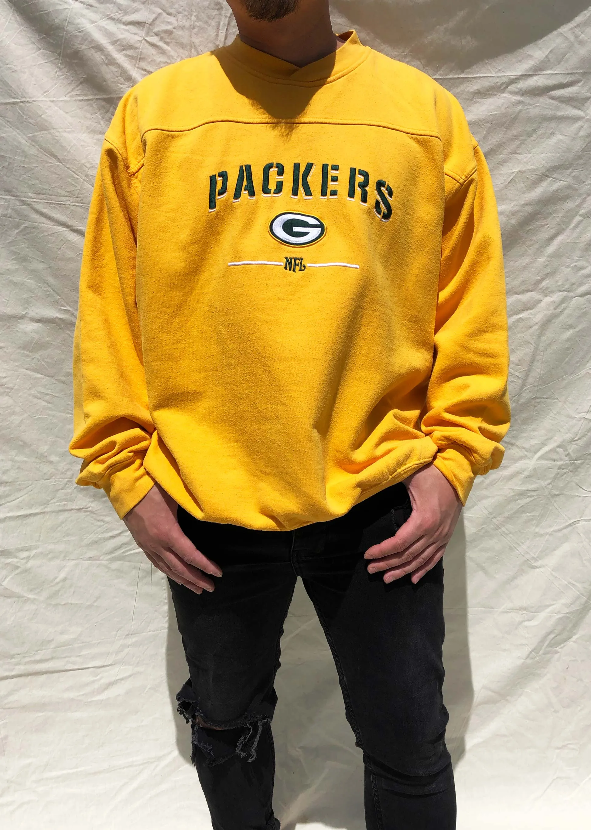 Vintage NFL Green Bay Packers Spellout Sweater Gold (XL)